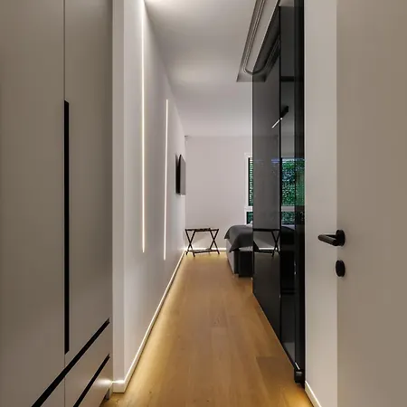 Maru' * Ρόβινι